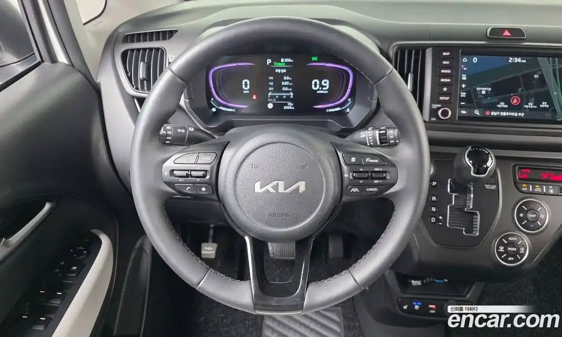 Kia Ray 2023 1.0 Автомат в Москве № 1008949, фото 13