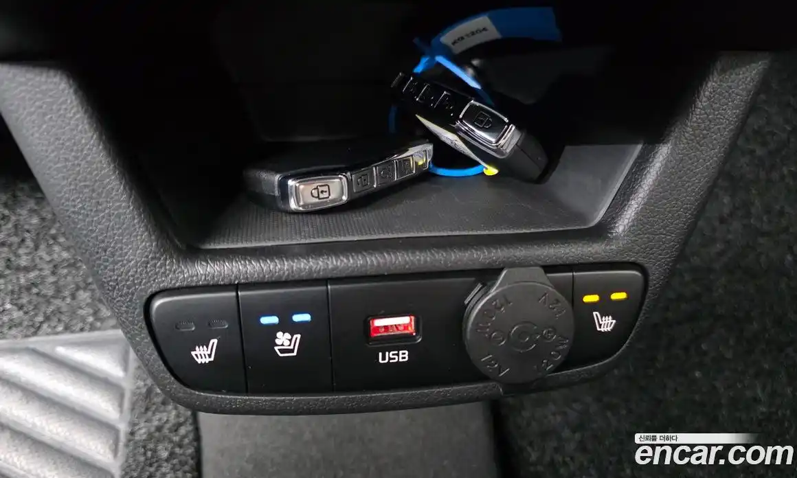 Kia Ray 2023 1.0 Автомат в Москве № 1008949, фото 18