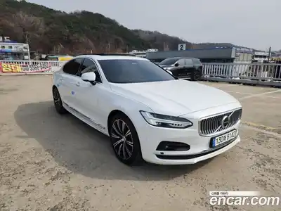 Volvo S90, 2022