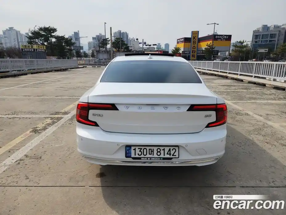 Volvo S90 2022 2.0 гидро в Москве № 1008999, фото 3