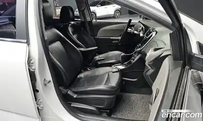 Chevrolet Aveo 2016 1.4 Автомат в Москве № 1012392, миниатюра 10