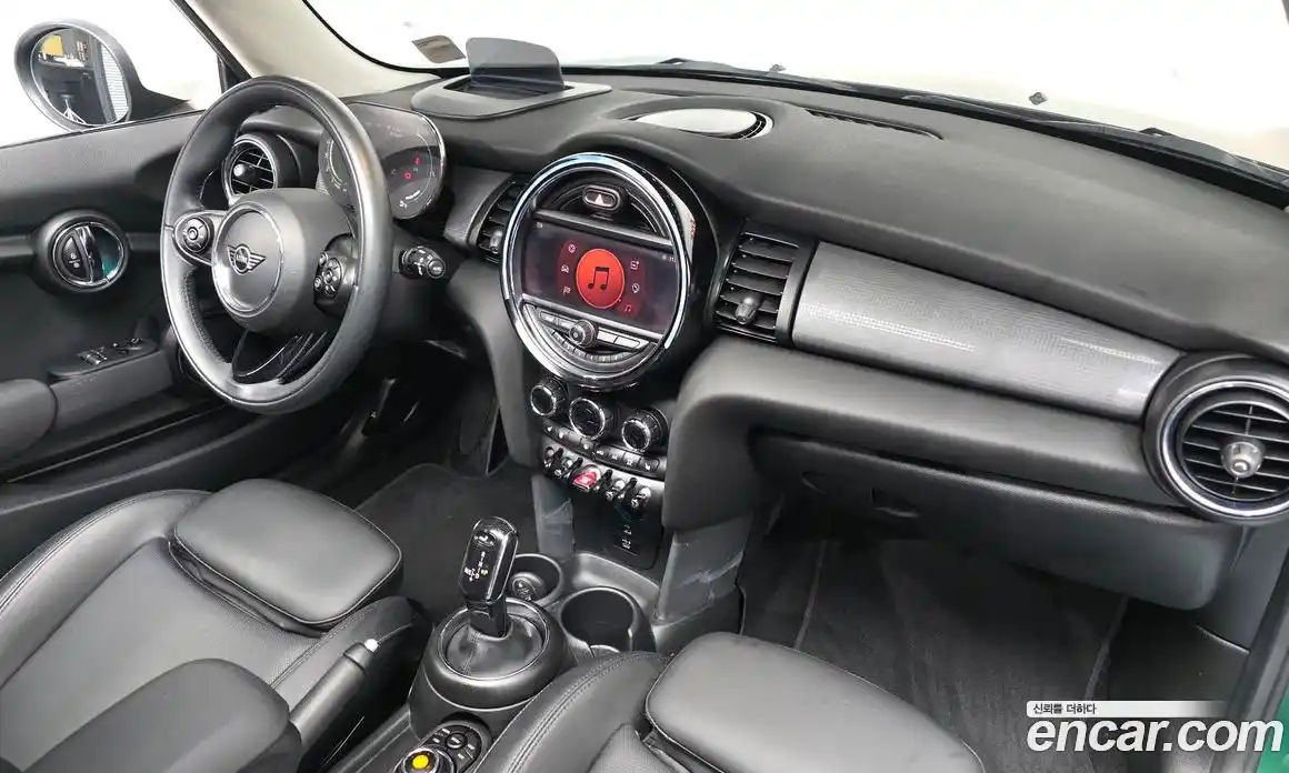 Mini Cooper 2021 1.5 гидро в Москве № 1013936, фото 7