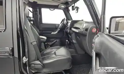 Jeep Wrangler 2017 3.6 гидро в Москве № 1015028, миниатюра 11