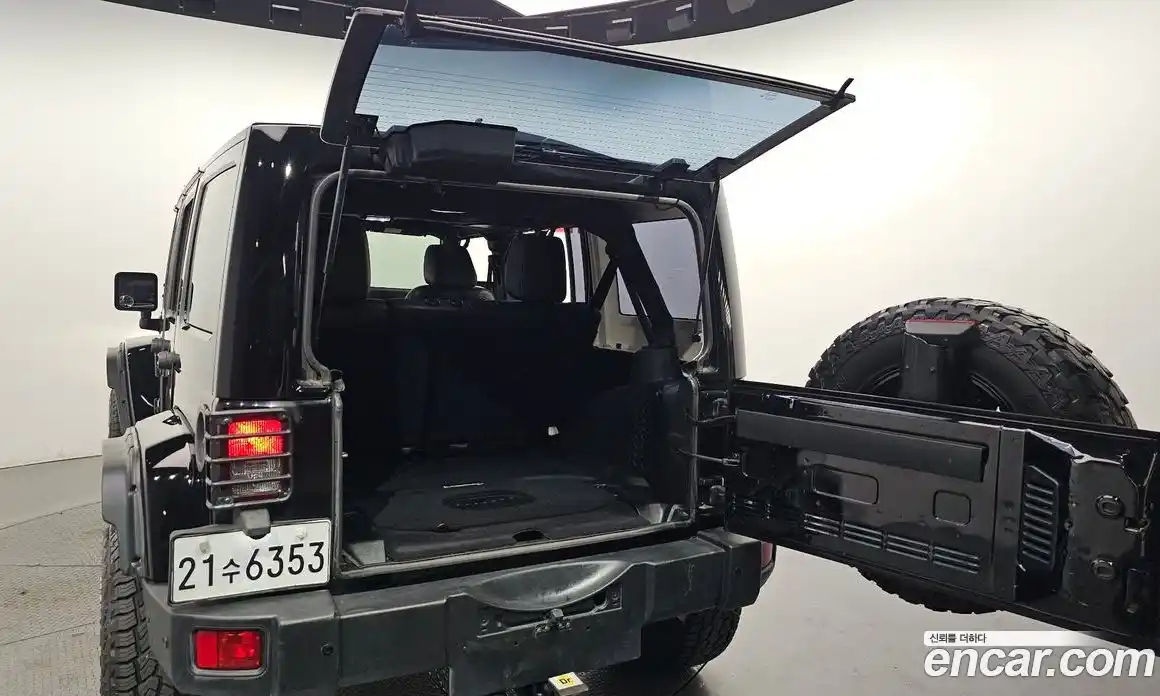 Jeep Wrangler 2017 3.6 гидро в Москве № 1015028, фото 20