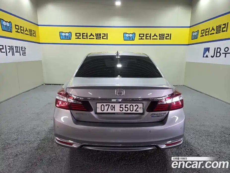 Honda Accord 2017 2.0 гидро в Москве № 1015408, фото 4