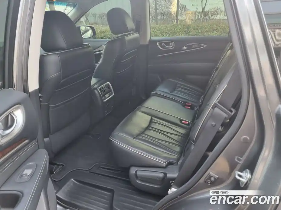 Infiniti QX60 2016 3.5 гидро в Москве № 1015773, фото 12