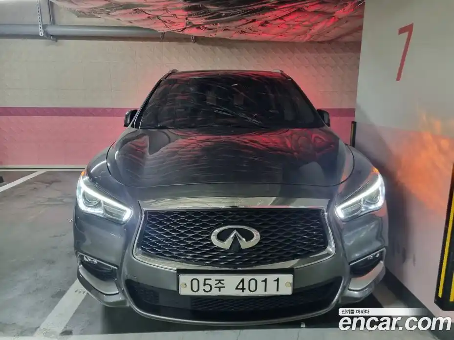 Infiniti QX60 2016 3.5 гидро в Москве № 1015773, фото 17