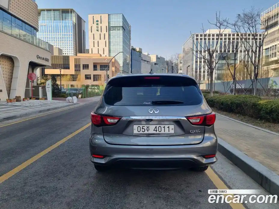 Infiniti QX60 2016 3.5 гидро в Москве № 1015773, фото 4