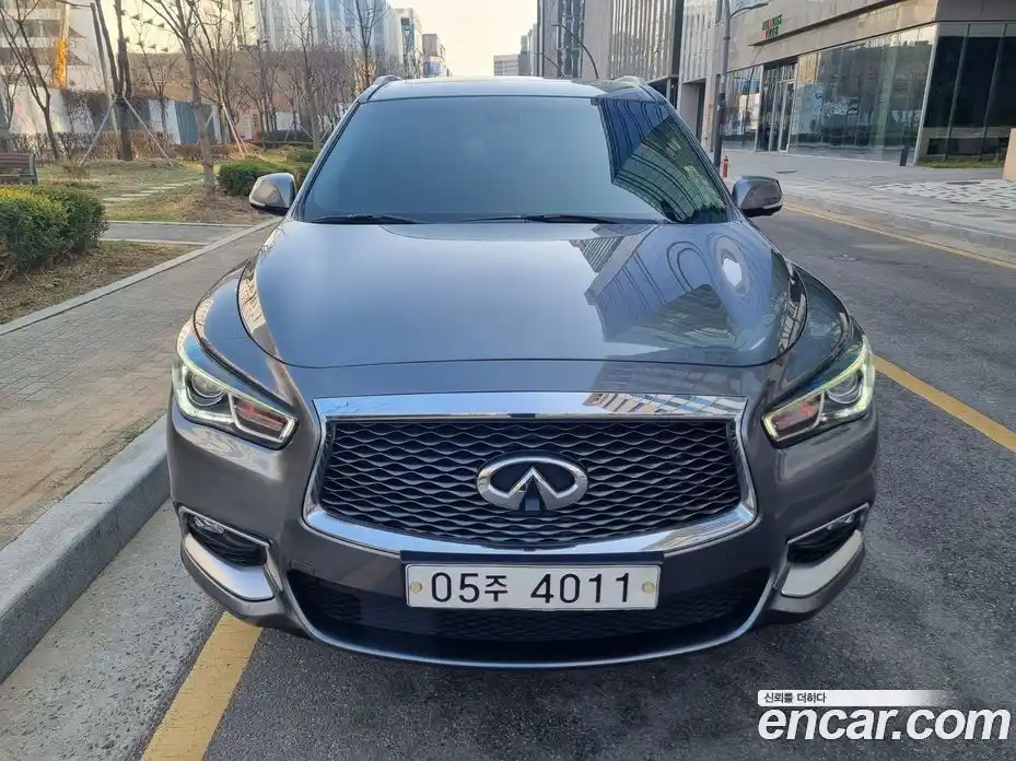 Infiniti QX60 2016 3.5 гидро в Москве № 1015773, фото 8
