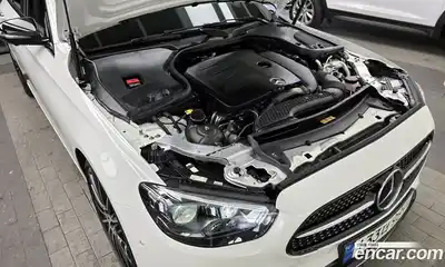 Mercedes-Benz E-Class 2023 2.0 гидро в Москве № 139727, миниатюра 6