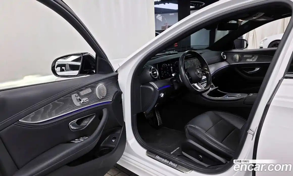 Mercedes-Benz E-Class 2023 2.0 гидро в Москве № 139727, фото 10