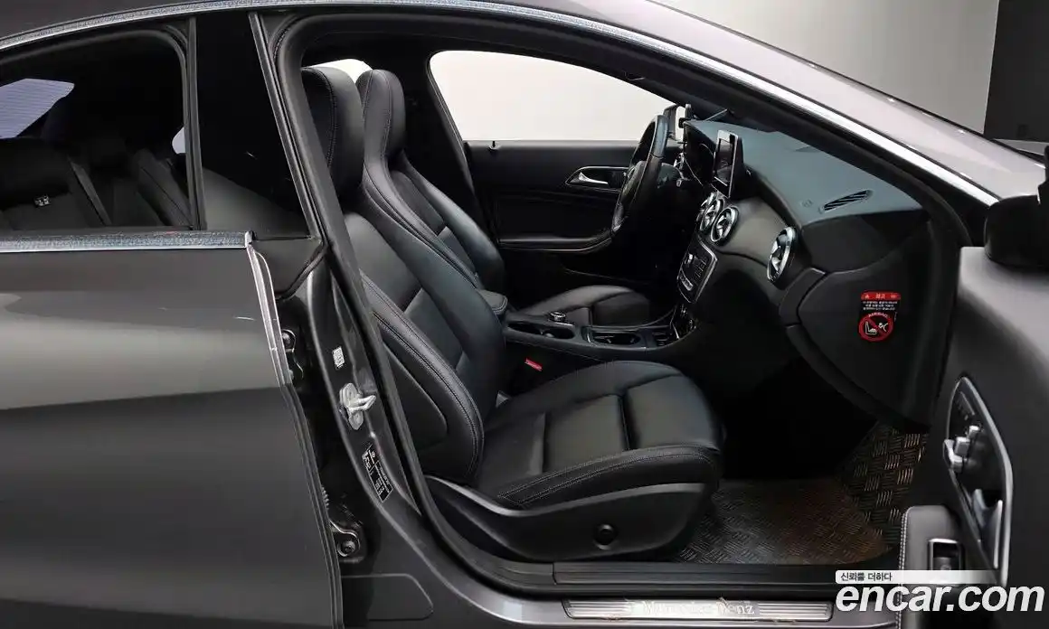 Mercedes-Benz CLA-Class 2017 2.0 гидро в Москве № 143616, фото 10