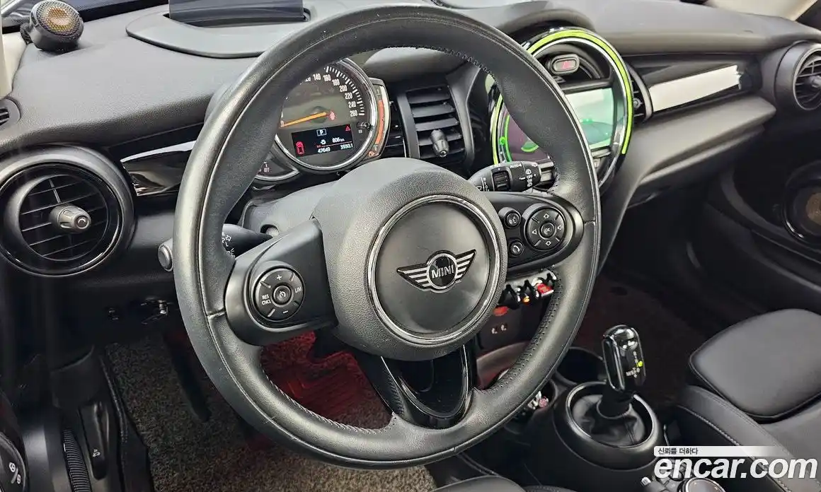Mini Cooper 2019 1.5 гидро в Москве № 144038, фото 13