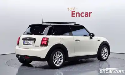 Mini Cooper 2019 1.5 гидро в Москве № 144038, миниатюра 2