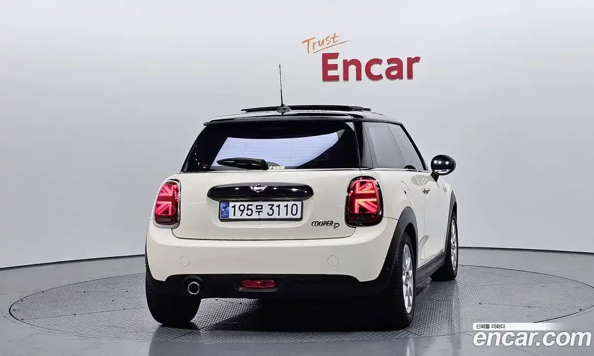 Mini Cooper 2019 1.5 гидро в Москве № 144038, фото 4