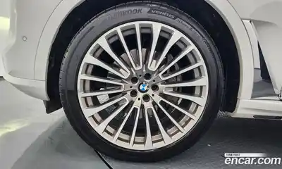 BMW X7 2023 3.0 гидро в Москве № 155482, миниатюра 4