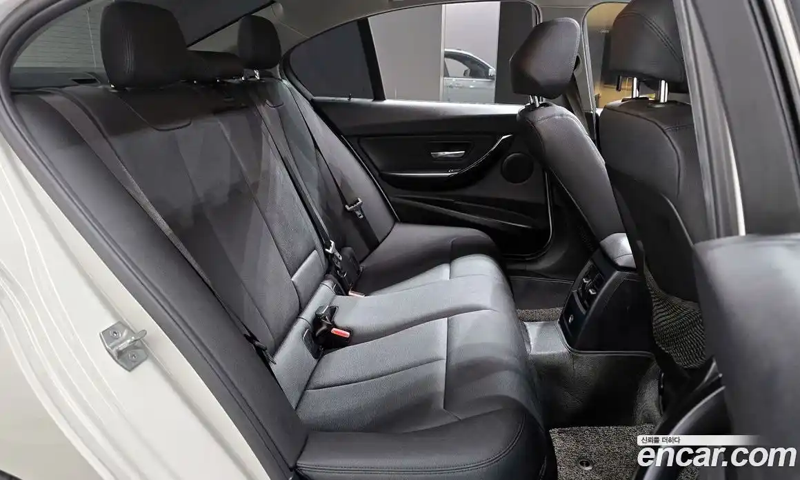 BMW 3-Series 2017 2.0 гидро в Москве № 157658, фото 12