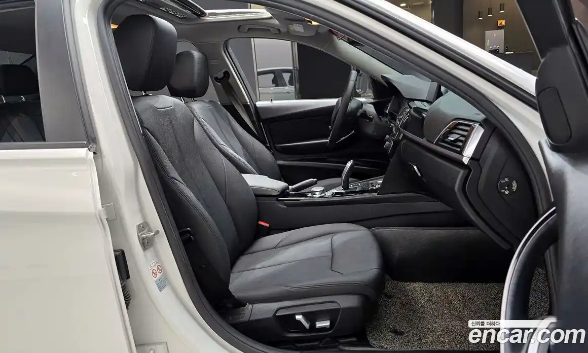BMW 3-Series 2017 2.0 гидро в Москве № 157658, фото 10