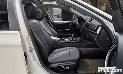 BMW 3-Series 2017 2.0 гидро в Москве № 157658, миниатюра 10