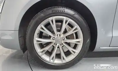 Audi A8 2011 4.2 гидро в Москве № 163499, миниатюра 5
