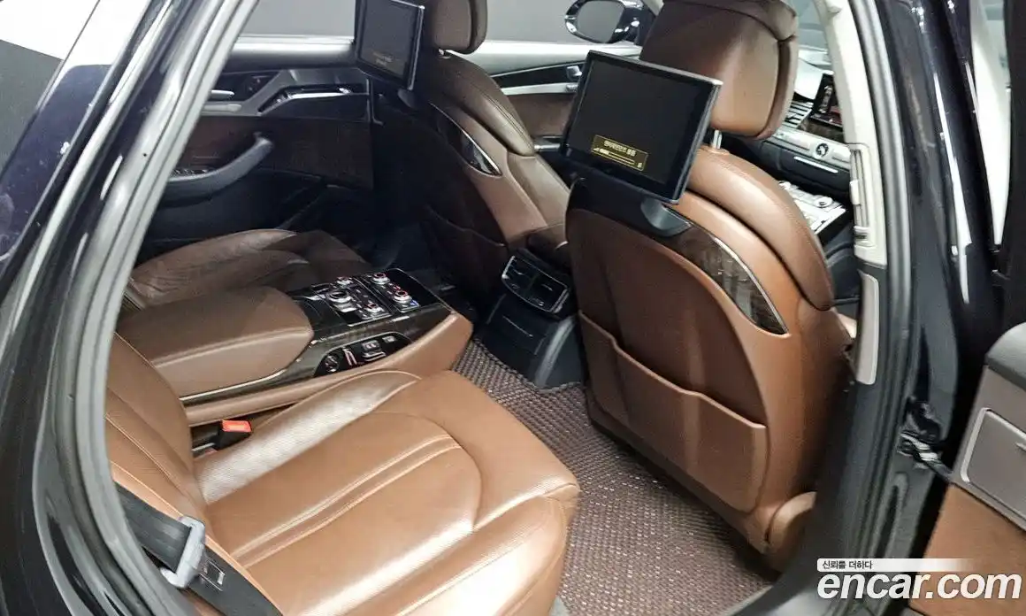 Audi A8 2015 4.0 гидро в Москве № 163611, фото 12