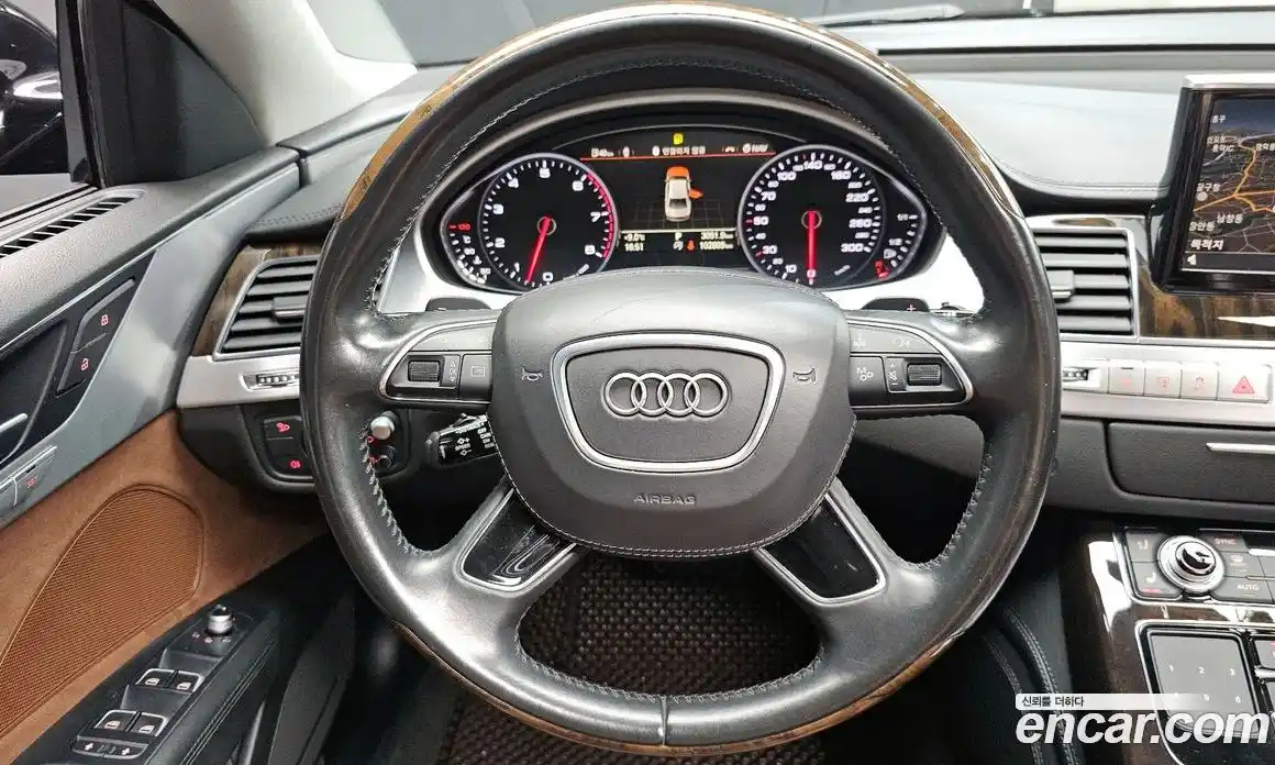 Audi A8 2015 4.0 гидро в Москве № 163611, фото 13