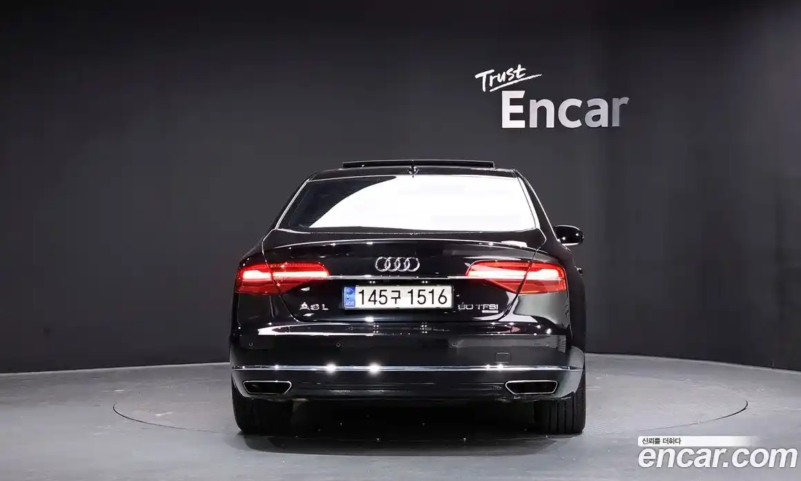 Audi A8 2015 4.0 гидро в Москве № 163611, фото 4