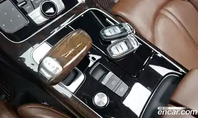 Audi A8 2015 4.0 гидро в Москве № 163611, миниатюра 9