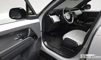 Land Rover Range-Rover Sport 2025 3.0 гидро в Москве № 166027, миниатюра 10