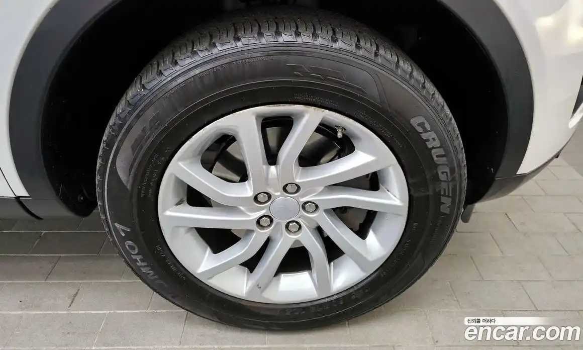 Land Rover Discovery Sport 2018 2.0 гидро в Москве № 166507, фото 5