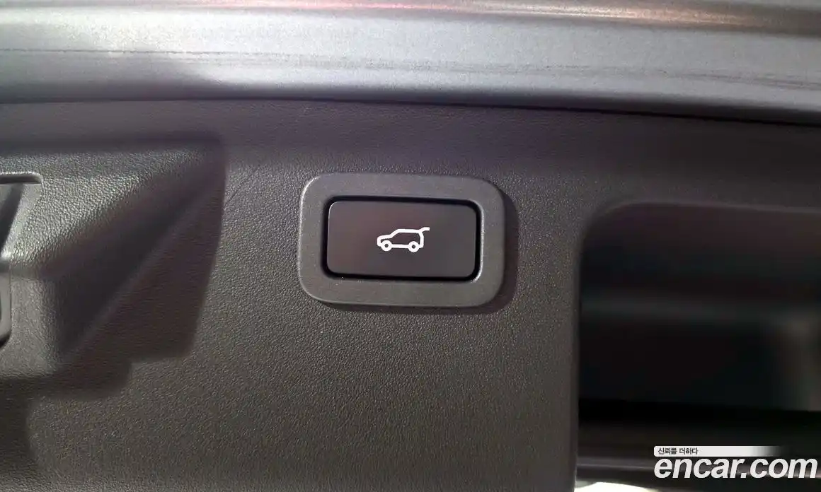 Land Rover Discovery Sport 2018 2.0 гидро в Москве № 166661, фото 18