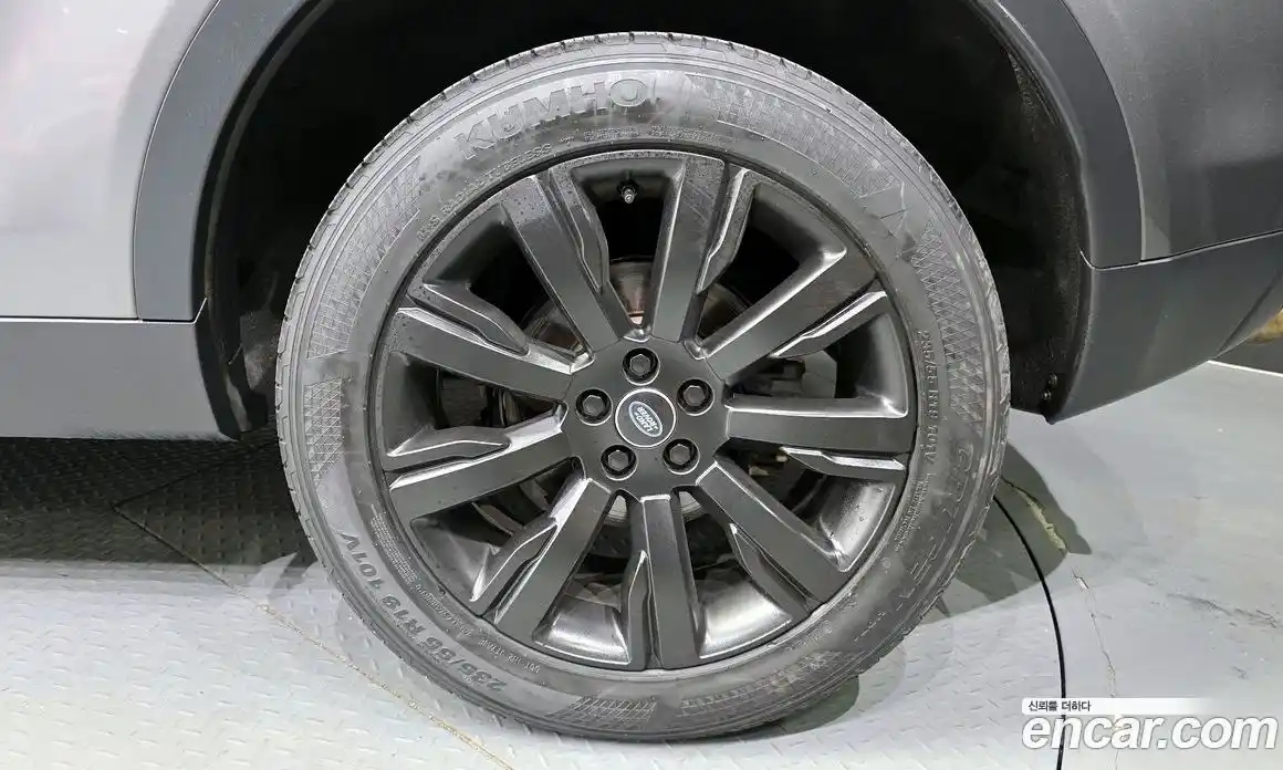 Land Rover Discovery Sport 2018 2.0 гидро в Москве № 166661, фото 5