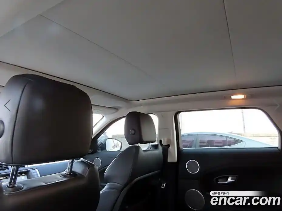 Land Rover Range-Rover Evoque 2015 2.0 гидро в Москве № 166860, фото 17