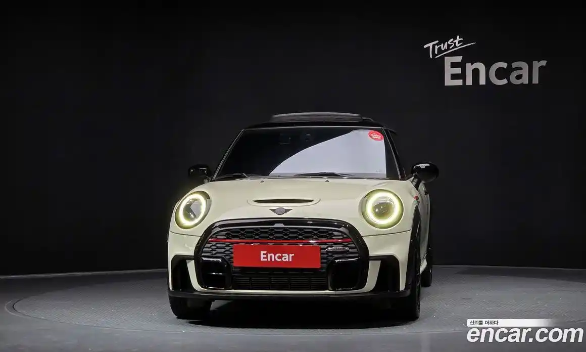 Mini Cooper 2021 2.0 гидро в Москве № 167153, фото 3