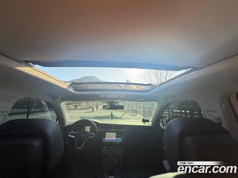 Volkswagen Tiguan 2023 2.0 гидро в Москве № 169178, фото 18