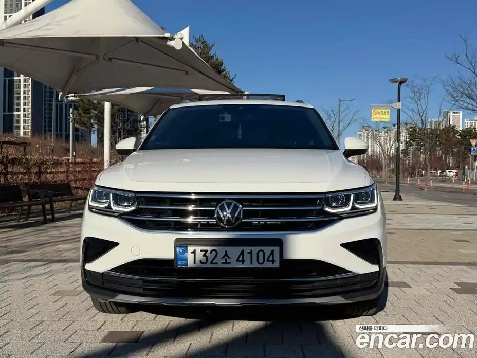 Volkswagen Tiguan 2023 2.0 гидро в Москве № 169178, фото 3