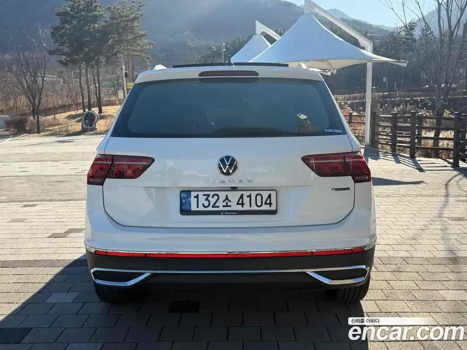 Volkswagen Tiguan 2023 2.0 гидро в Москве № 169178, фото 4