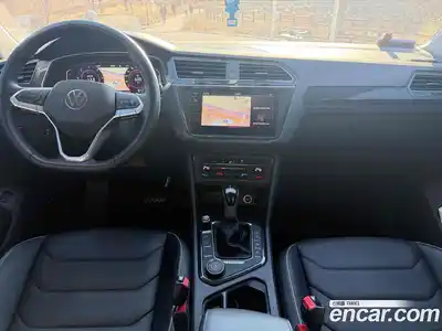 Volkswagen Tiguan 2023 2.0 гидро в Москве № 169178, миниатюра 7