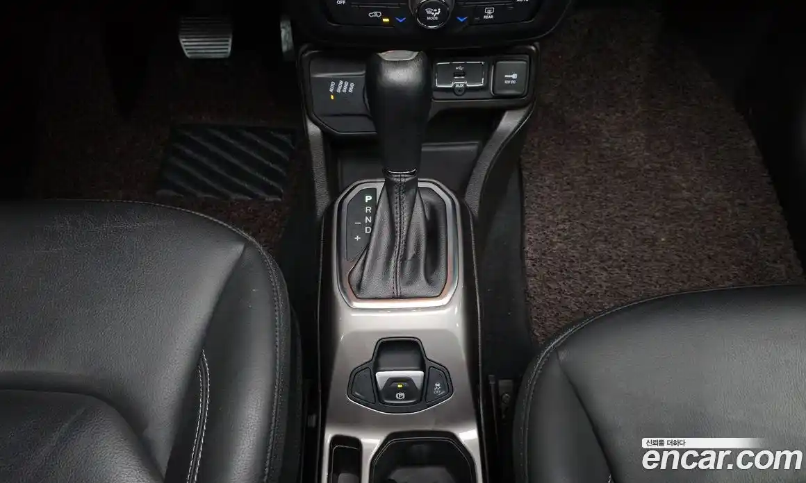 Jeep Renegade 2021 2.4 гидро в Москве № 169339, фото 9