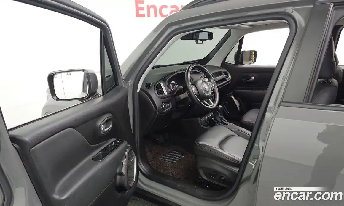 Jeep Renegade 2021 2.4 гидро в Москве № 169339, фото 10