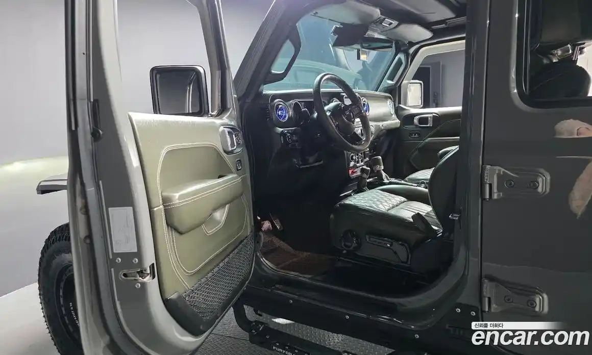 Jeep Wrangler 2022 2.0 гидро в Москве № 169544, фото 10