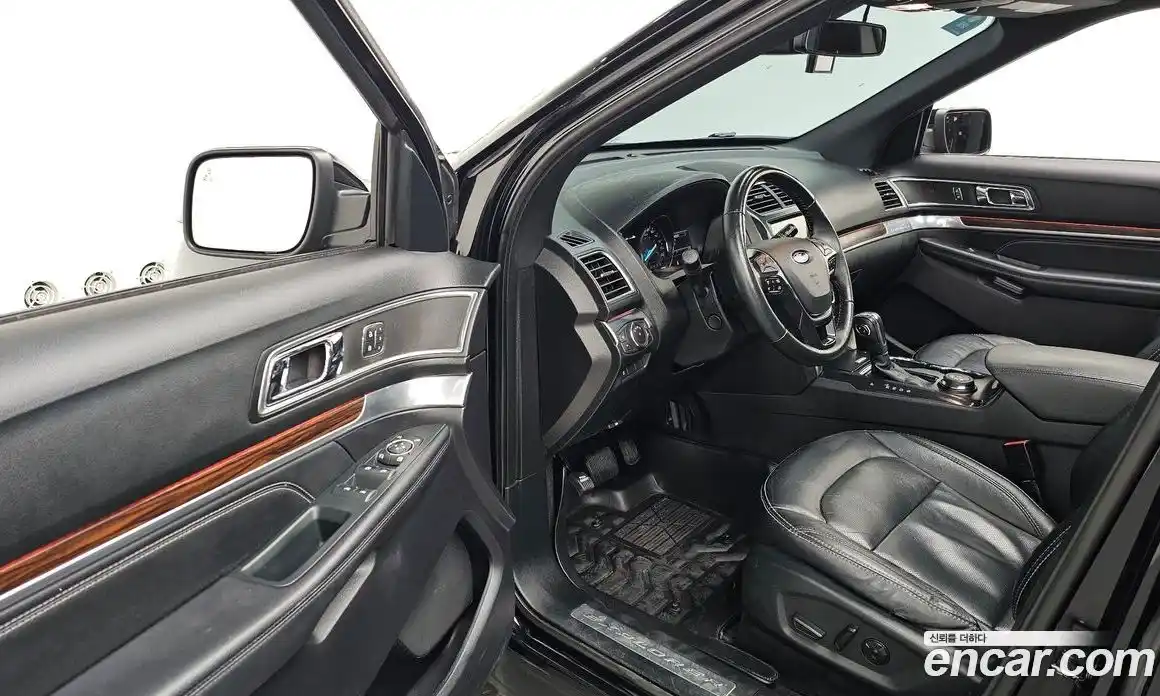 Ford Explorer 2019 2.3 гидро в Москве № 170919, фото 9