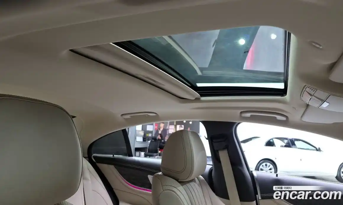 Mercedes-Benz CLS-Class 2022 3.0 гидро в Москве № 178617, фото 17