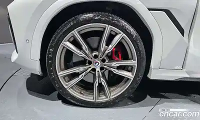 BMW X6 2023 4.4 гидро в Москве № 188916, миниатюра 5