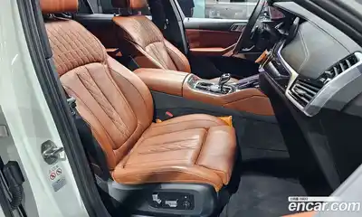 BMW X6 2023 4.4 гидро в Москве № 188916, миниатюра 10