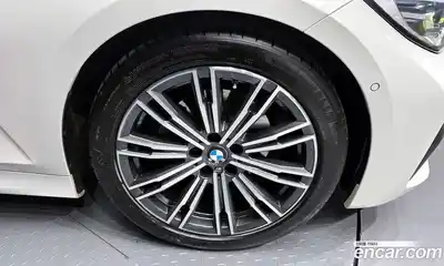 BMW 3-Series 2021 2.0 гидро в Москве № 188959, миниатюра 5