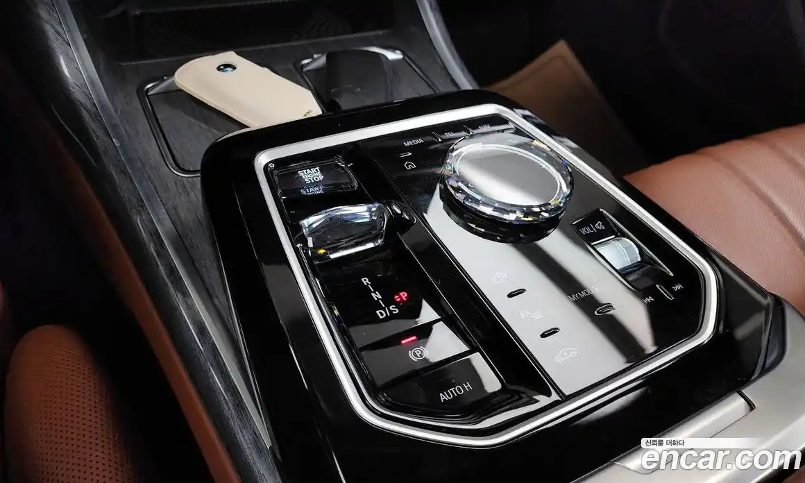 BMW 7-Series 2024 3.0 гидро в Москве № 189557, фото 9