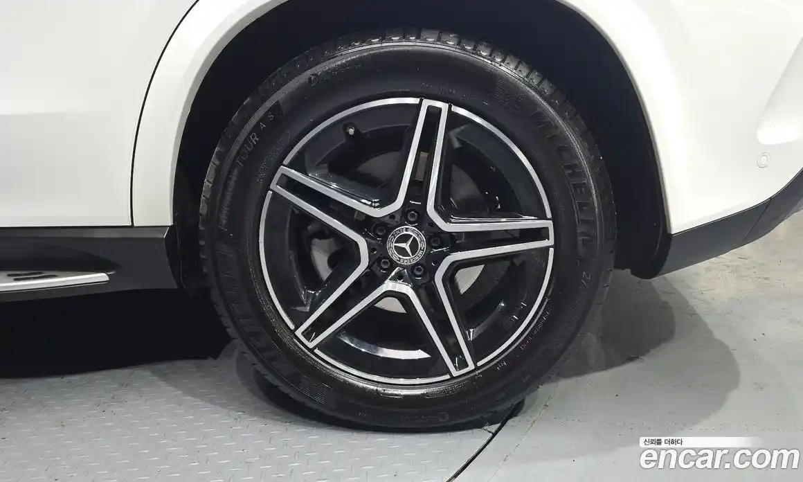 Mercedes-Benz GLE-Class 2019 3.0 гидро в Москве № 194674, фото 5
