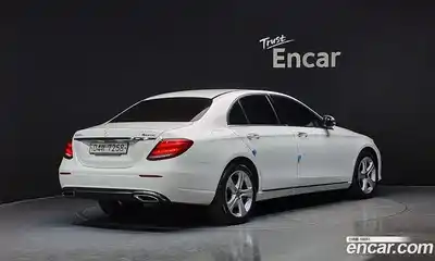 Mercedes-Benz E-Class 2018 1.9 гидро, миниатюра 2
