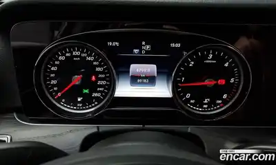 Mercedes-Benz E-Class 2018 1.9 гидро, миниатюра 8